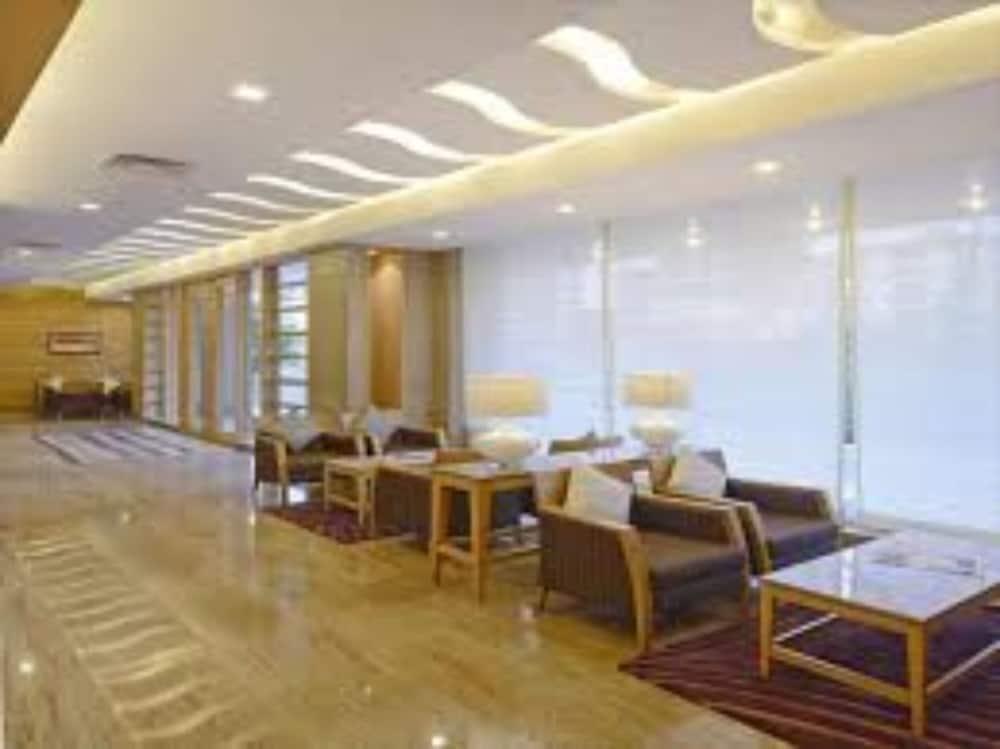 Gcc北侧酒店 Mira-Bhayandar 外观 照片
