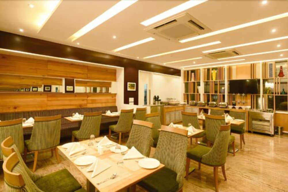Gcc北侧酒店 Mira-Bhayandar 外观 照片